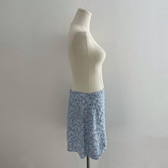 Reformation Margot Mini Skirt In Blue Floral Print | Womens Size 6 - Picture 2 of 6